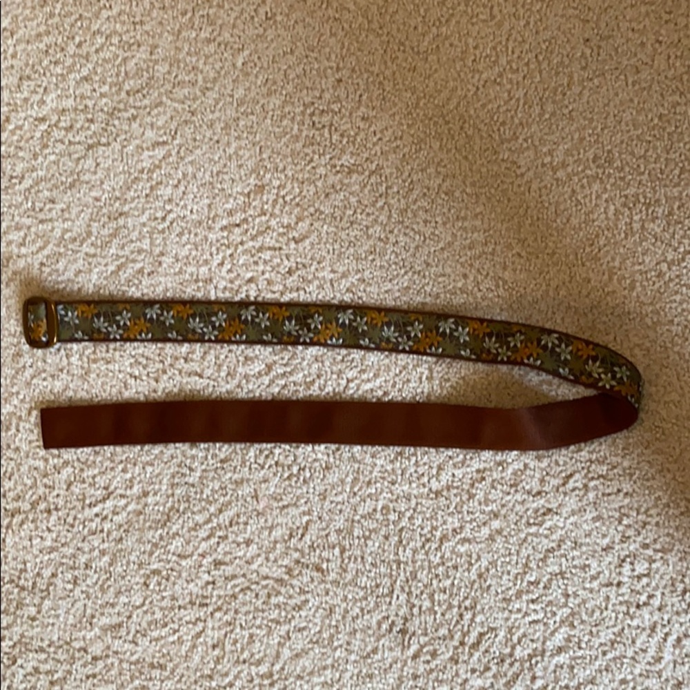 Reversible cloth belt